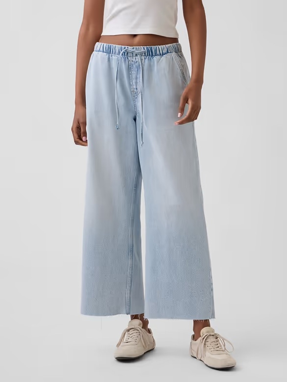 Low Rise Loose Crop Jeans